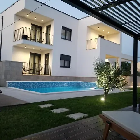 Sobin * Kastela